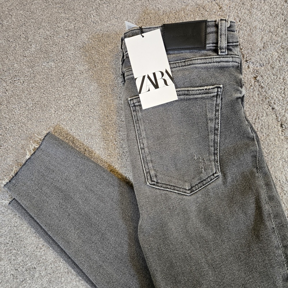 ZARA Women's Jeans Size 2 Relaxed Mid-Waist Black Wash Ankle Length‎ NWT